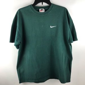 Nike vintage green tshirt size large